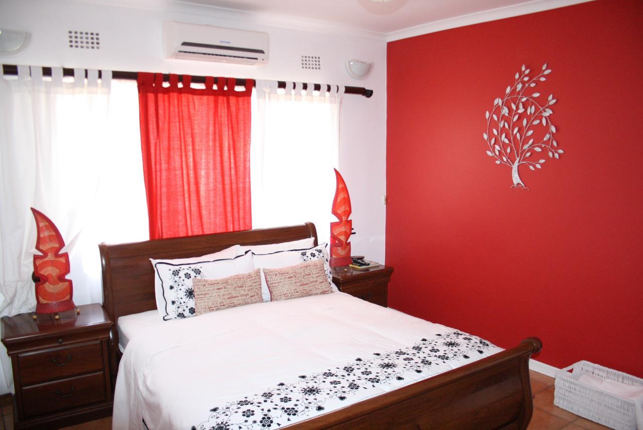 Sunflower Court Bed And Breakfast Gaborone Exterior foto